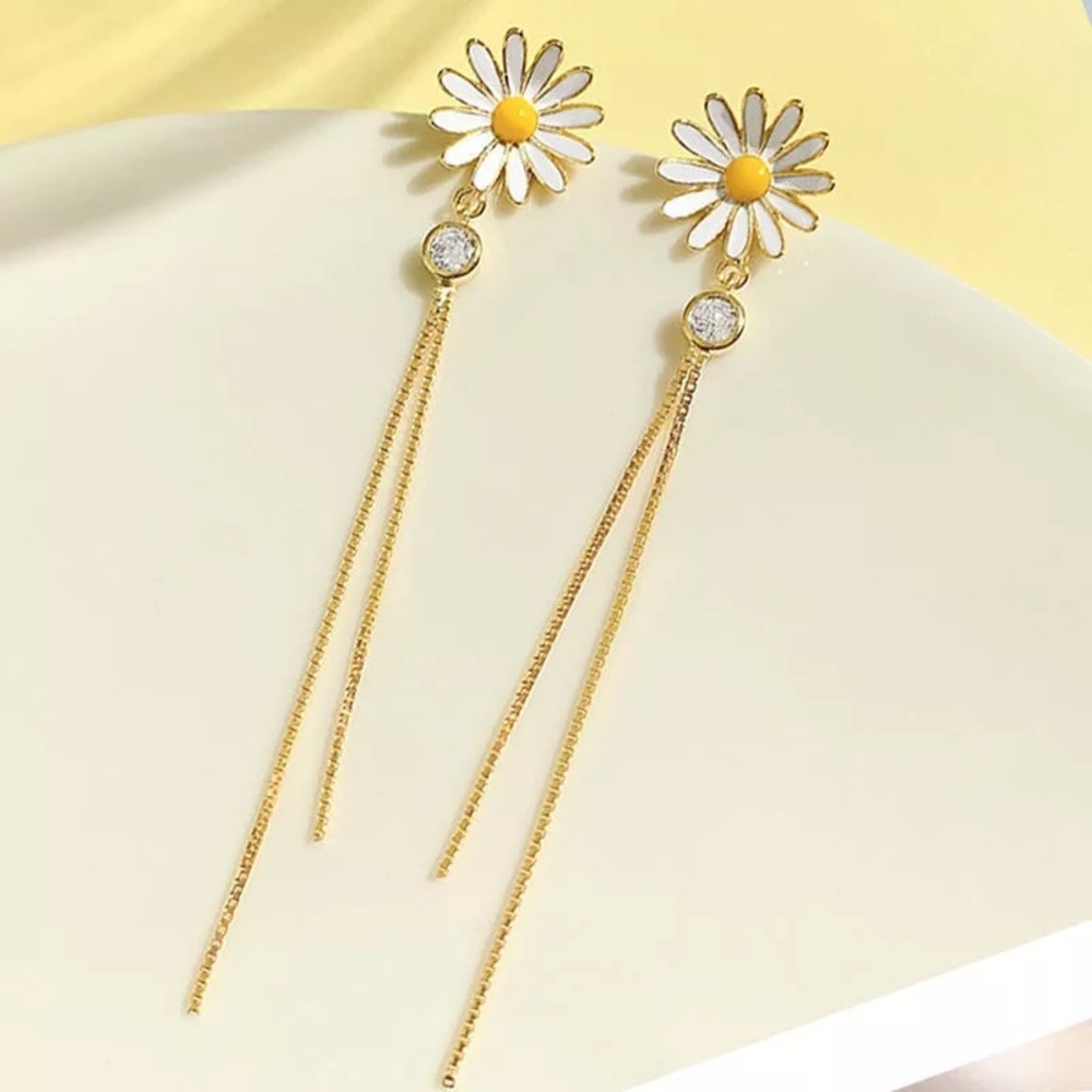 New 18K Gold Vermeil Sterling Silver 925 Daisy Earrings set